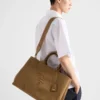 Bolso tote extragrande de lona de algodón Prada Jardiniare Bolso tote extragrande de lona de algodón Prada Jardiniare