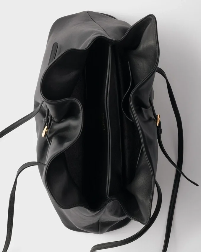 Bolso tote grande Dada de Prada en piel napa Bolso tote grande Dada de Prada en piel napa