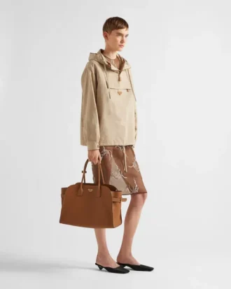 Bolso tote grande de cuero con hebillas
