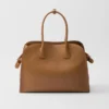 Bolso tote grande de cuero con hebillas Bolso tote grande de cuero con hebillas