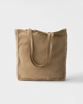 Bolso tote grande de gamuza y crochet