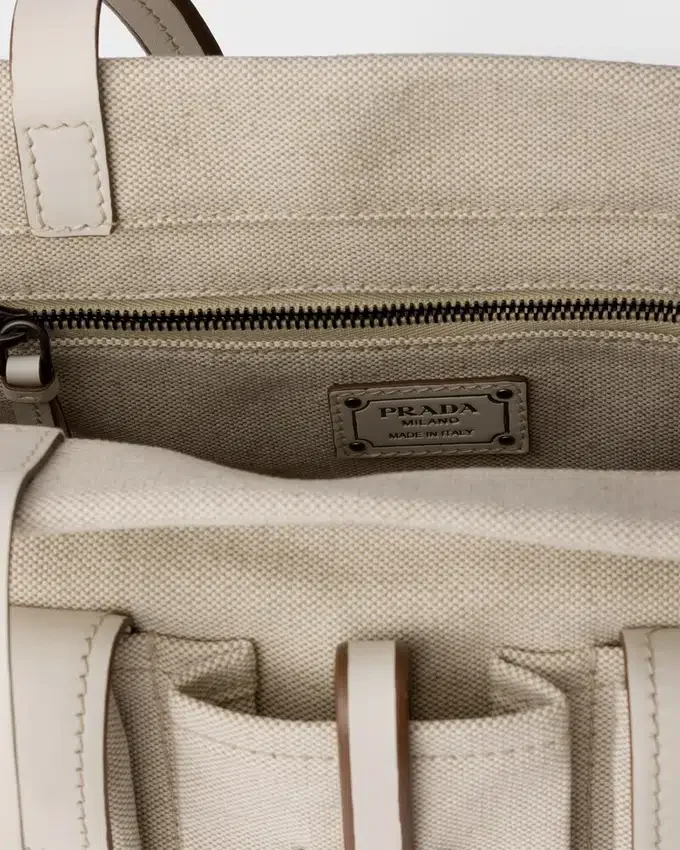 Bolso tote grande de lona y cuero Prada Route Bolso tote grande de lona y cuero Prada Route