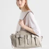 Bolso tote grande de lona y cuero Prada Route Bolso tote grande de lona y cuero Prada Route