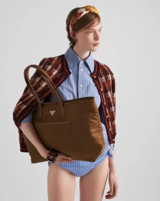 Bolso tote grande Prada Re-Edition 1978 de nylon Re-Nylon y piel Saffiano