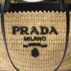 Bolso tote mediano de ganchillo y cuero Bolso tote mediano de ganchillo y cuero