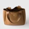 Bolso tote mediano de piel Bolso tote mediano de piel