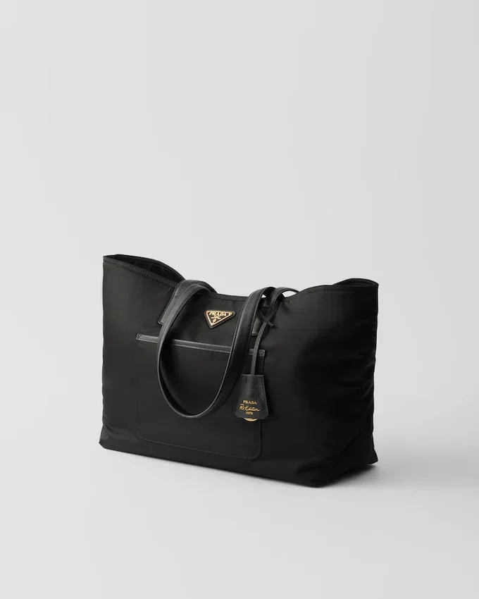 Bolso tote mediano Prada Re-Edition 1978 de Re-Nylon y piel Saffiano Bolso tote mediano Prada Re-Edition 1978 de Re-Nylon y piel Saffiano