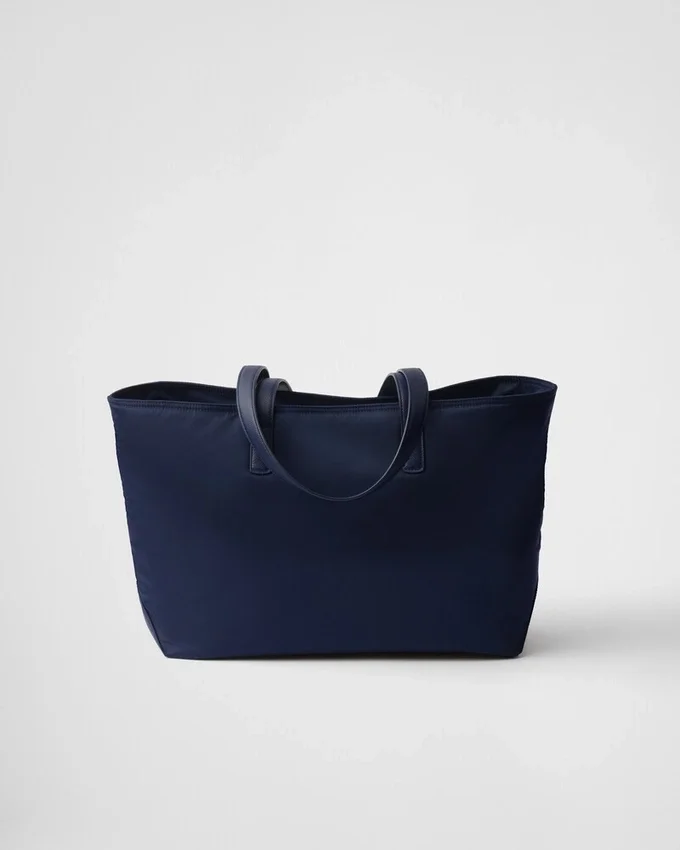 Bolso tote mediano Prada Re-Edition 1978 de Re-Nylon y piel Saffiano Bolso tote mediano Prada Re-Edition 1978 de Re-Nylon y piel Saffiano