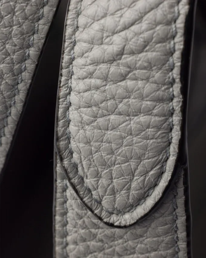 Bolso tote pequeño de cuero Bolso tote pequeño de cuero