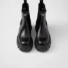 Botas Chelsea de cuero cepillado Monolith Botas Chelsea de cuero cepillado Monolith