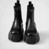 Botas Chelsea de cuero cepillado Monolith Botas Chelsea de cuero cepillado Monolith