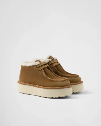 Botas chukka de gamuza