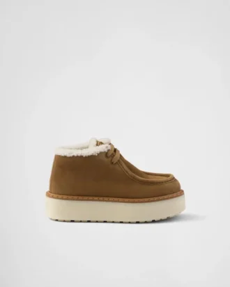 Botas chukka de gamuza