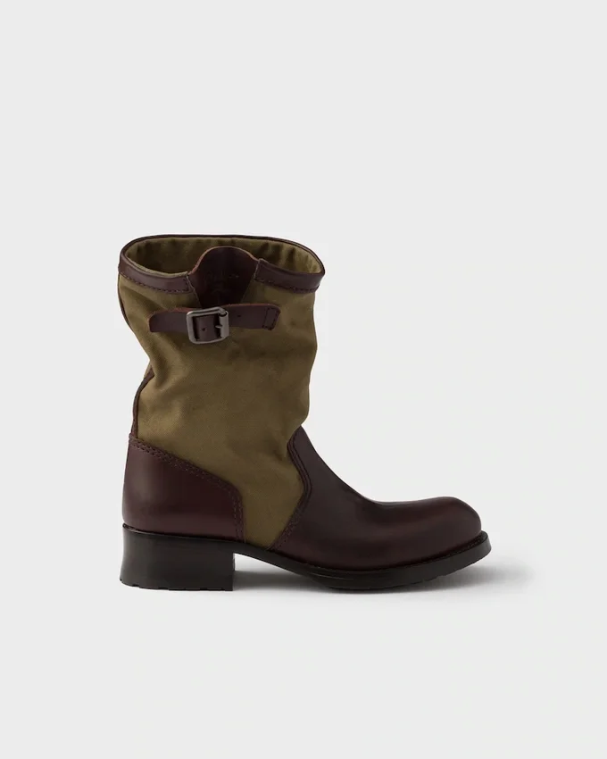 Botas de cuero y lona Botas de cuero y lona