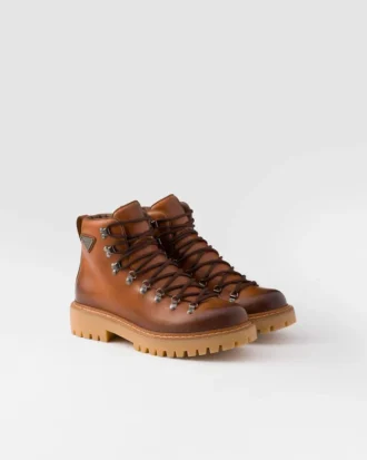 Botines de cuero con cordones Botines de cuero con cordones