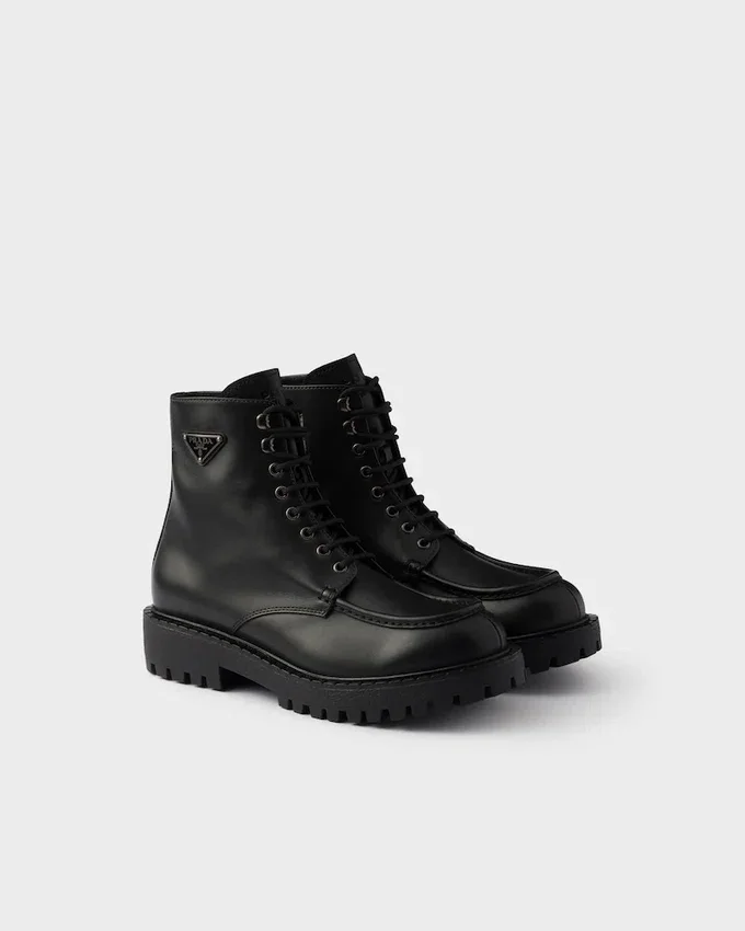 Botines de cuero con cordones Botines de cuero con cordones