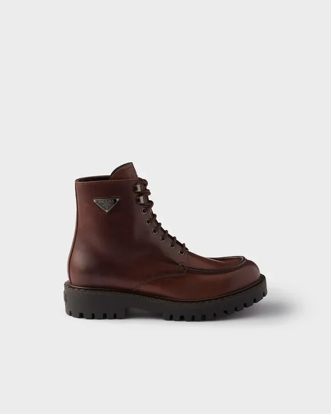 Botines de cuero con cordones Botines de cuero con cordones