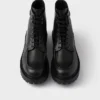 Botines de cuero con cordones Botines de cuero con cordones