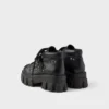 Botines de cuero con tachuelas Monolith Botines de cuero con tachuelas Monolith