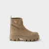 Botines de gamuza con cremallera Botines de gamuza con cremallera