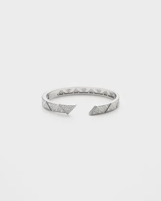 Brazalete Eternal Gold en oro blanco con diamantes pavé