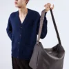 Cardigan de cachemira regenerada