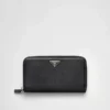 Cartera grande de piel Saffiano