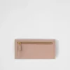 Cartera grande de piel Saffiano