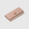 Cartera grande de piel Saffiano