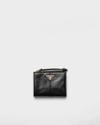 Cartera pequeña de cuero