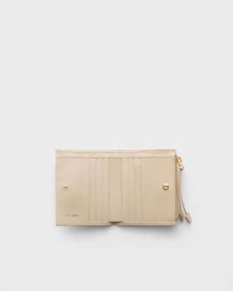 Cartera pequeña de cuero
