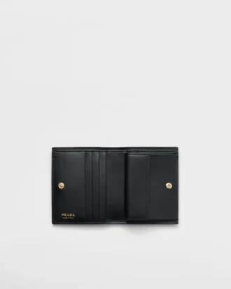 Cartera pequeña de cuero