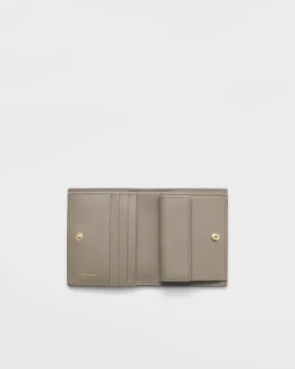 Cartera pequeña de cuero