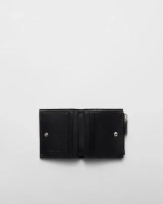 Cartera pequeña de cuero