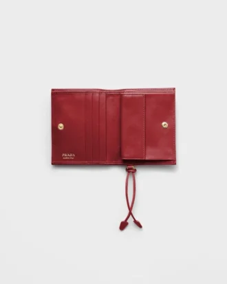 Cartera pequeña de cuero