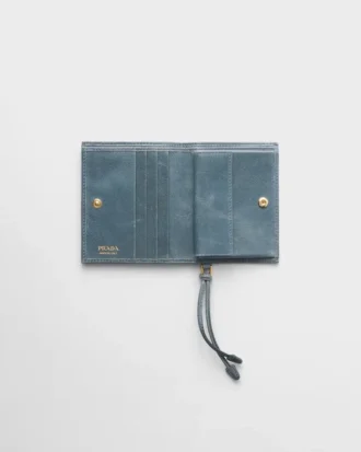 Cartera pequeña de cuero