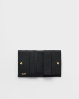 Cartera pequeña de piel Saffiano