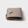 Cartera pequeña de piel Saffiano