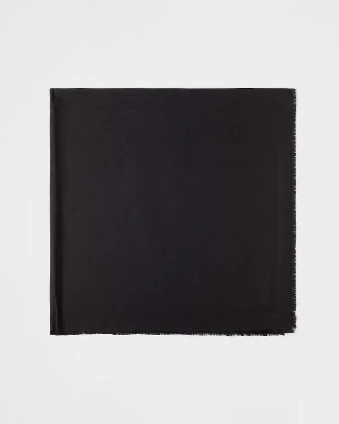 Chal de jacquard de seda y lana Symbole Chal de jacquard de seda y lana Symbole