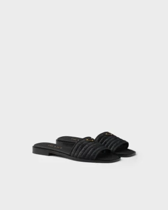 Chanclas de cuero con detalles de ganchillo