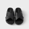Chanclas de goma entrecruzadas Chanclas de goma entrecruzadas