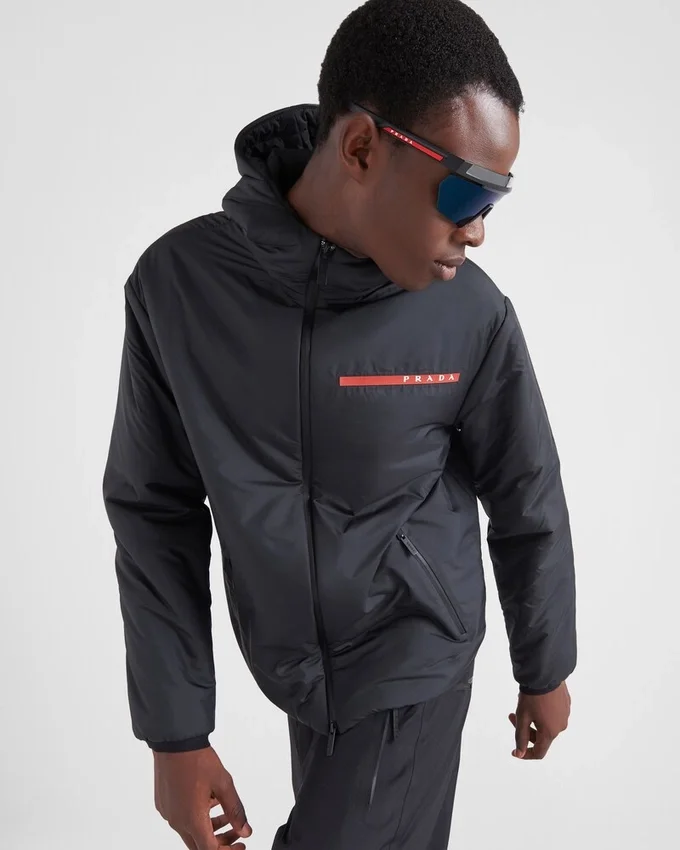 Chaqueta acolchada de poliéster ligero Chaqueta acolchada de poliéster ligero