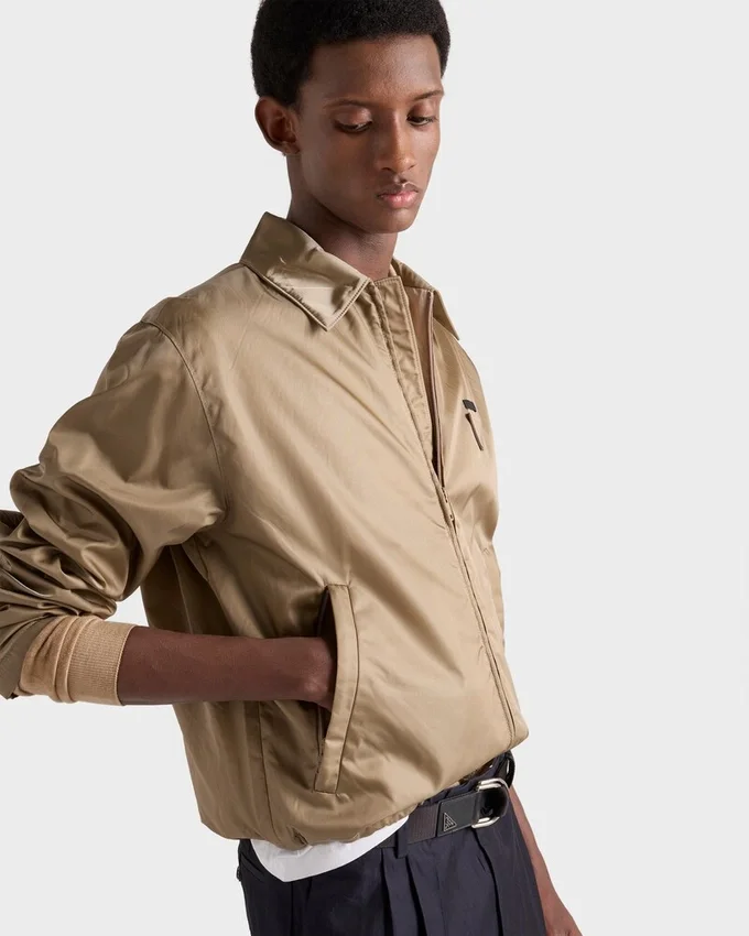 Chaqueta blusón con cremallera de Re-Nylon Chaqueta blusón con cremallera de Re-Nylon