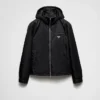 Chaqueta blusón de Re-Nylon reciclado