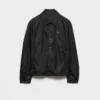Chaqueta blusón de Re-Nylon reciclado