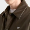 Chaqueta blusón de Re-Nylon reciclado