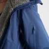 Chaqueta blusón de tejido técnico con capucha Chaqueta blusón de tejido técnico con capucha