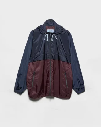 Chaqueta blusón ligera de Re-Nylon