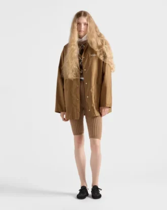 Chaqueta blusón ligera de Re-Nylon