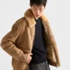Chaqueta bomber de gamuza y piel de oveja Chaqueta bomber de gamuza y piel de oveja